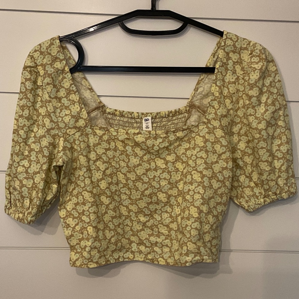 #079 NWT NORDSTROM BP FLORAL TOP SIZE: XS
